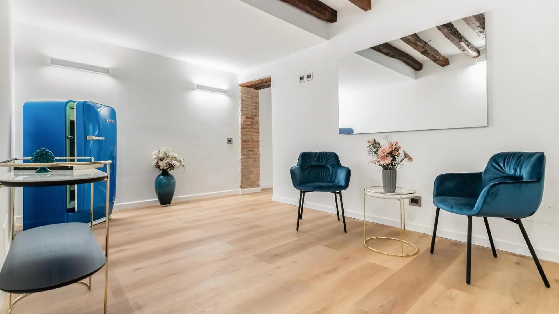 Piazza Indipendenza Loft & Rooms location
