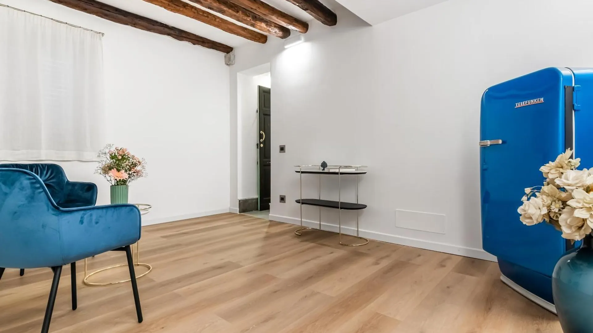Piazza Indipendenza Loft & Rooms باليرمو 0*,